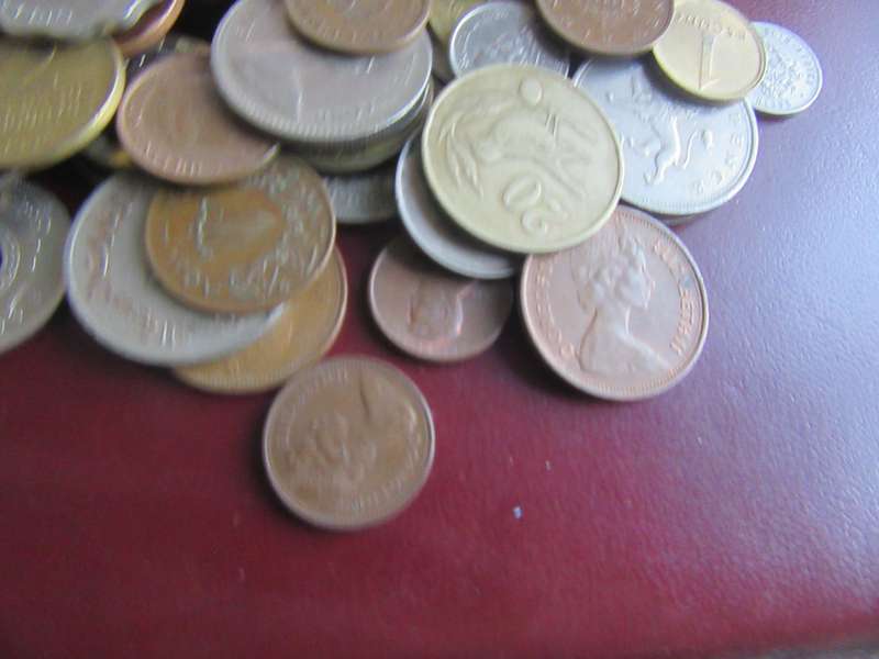 90 WORLD COINS INCL. RSA COINS - AS PER SCAN - BID PER COIN- LOT 1