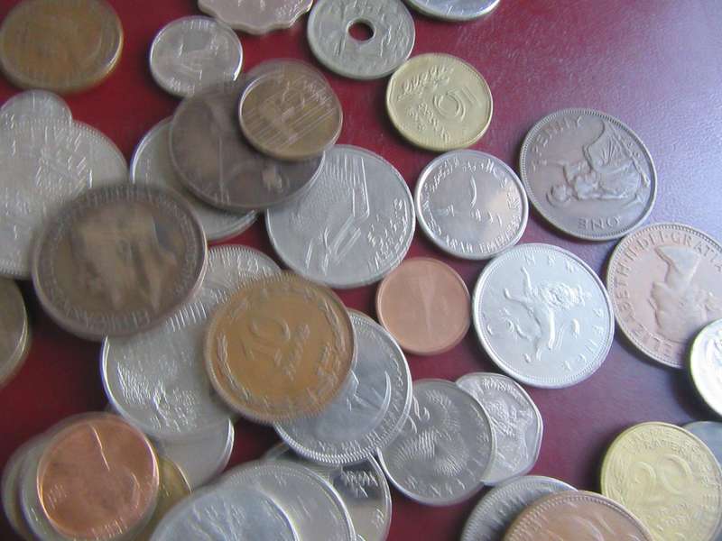 90 WORLD COINS INCL. RSA COINS - AS PER SCAN - BID PER COIN- LOT 1