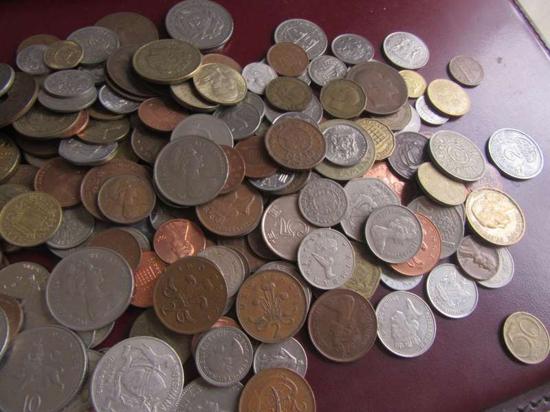 GOOD START FOR THE BEGINNER -500 WORLD COINS INCL.RSACOINS - AS PER SCAN - BID PER COIN - LOT12