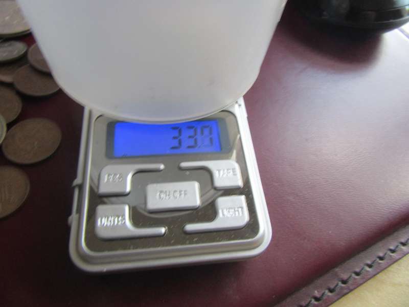 International Coin Lot - 3500g - Includes R - Bid per 250g - L14