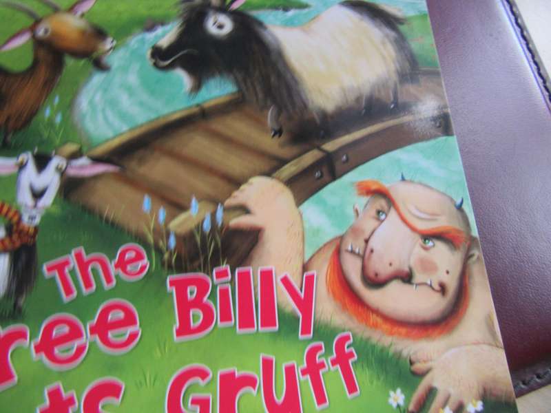 THE THREEBILLY GOATSGRUFF -MILES &KELLY - MD