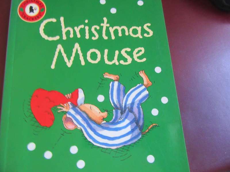 CHRISTMASMOUSE - VIVIAN FINCH - MD