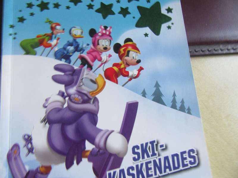 DISNEYJUNIOR - MICKEY -LEES VIR MY - SKI- KASKENADES- LD