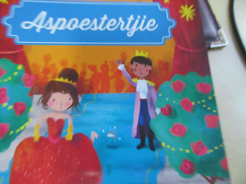 EERSTE SPROOKIES - APOSTERTJIE -LD