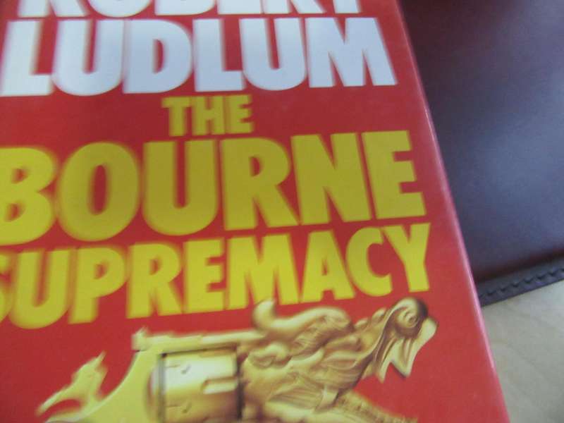 THE BOUURNE SUPTREMACY - ROBERT LUDLUM - LD
