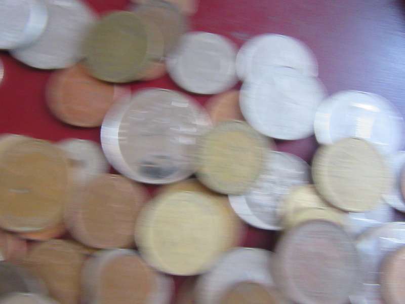 GOODSTART FOR THE BEGINNER -95 WORLD COINS - AS PER SCAN - LOT1