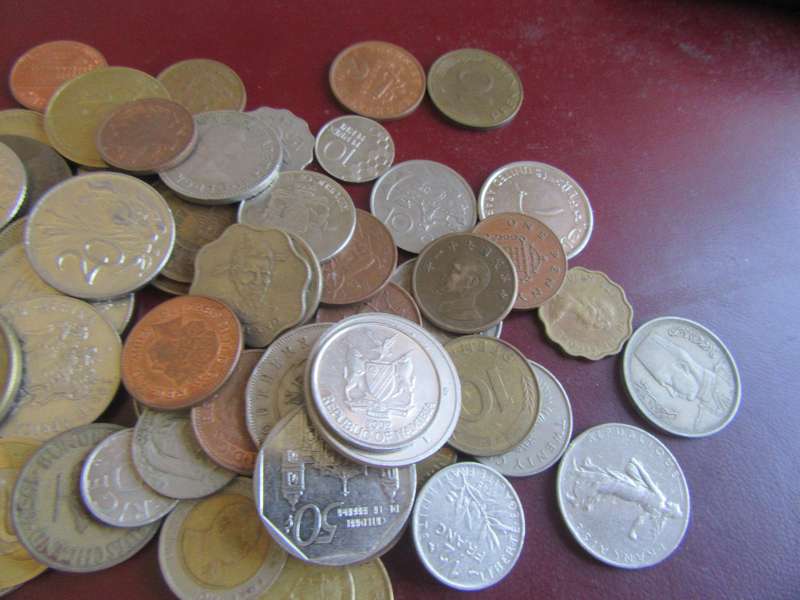 GOOD START FOR THE BEGINNER - 95WORLD COINS - AS PERSCAN - BID PER COIN - LOT 8