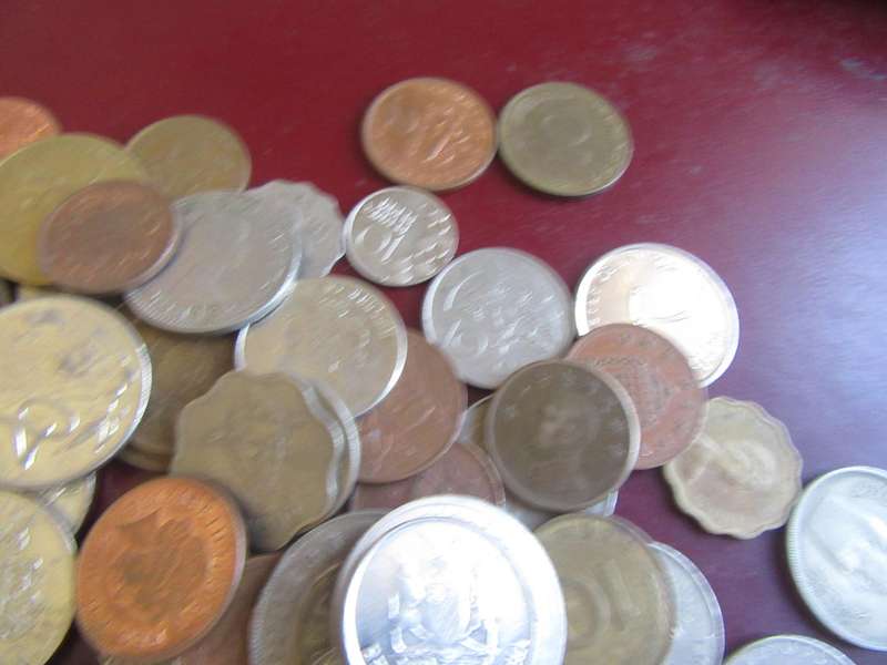 GOOD START FOR THE BEGINNER - 95WORLD COINS - AS PERSCAN - BID PER COIN - LOT 8