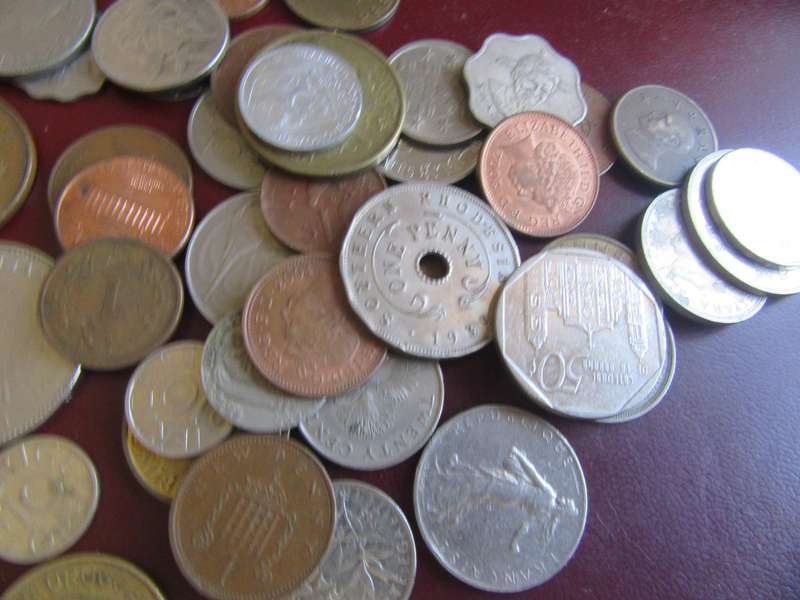 GOOD START FOR THE BEGINNER - 95WORLD COINS - AS PERSCAN - BID PER COIN - LOT 8