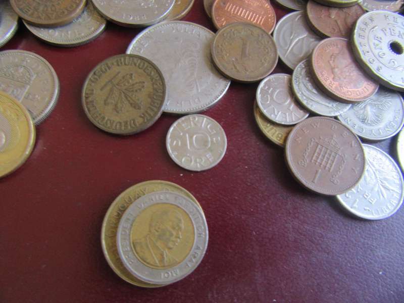 GOOD START FOR THE BEGINNER - 95WORLD COINS - AS PERSCAN - BID PER COIN - LOT 8