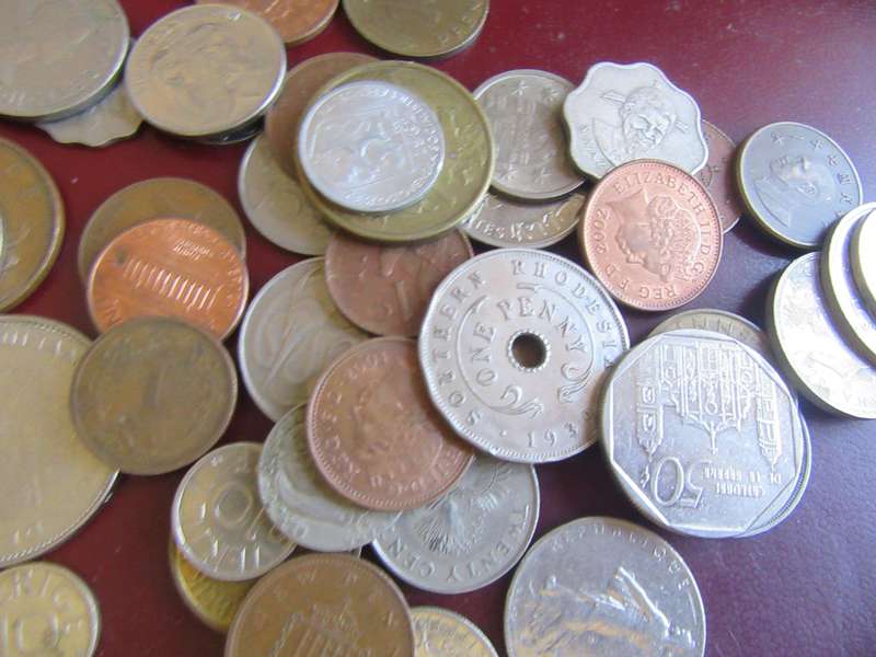 GOOD START FOR THE BEGINNER - 95WORLD COINS - AS PERSCAN - BID PER COIN - LOT 8
