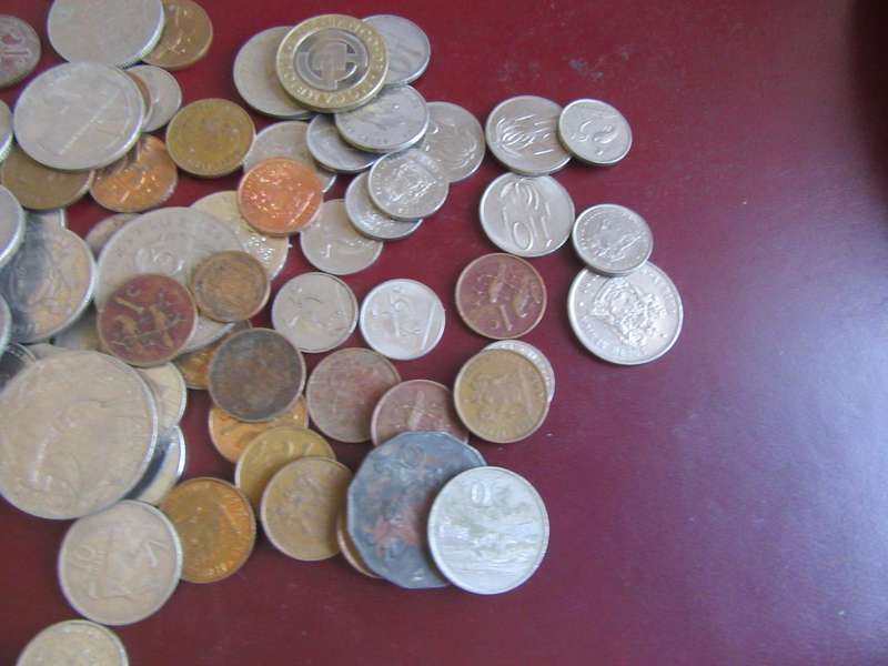 GOOD START FOR THE BEGINNER - 95 WORLF COINS - INCL. RSA COINS - AS PER SCAN - LOT 26
