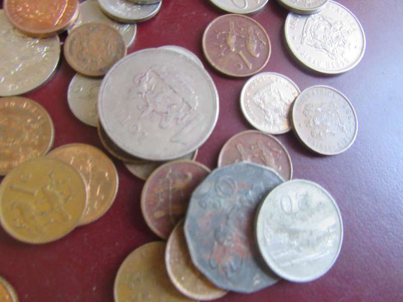 GOOD START FOR THE BEGINNER - 95 WORLF COINS - INCL. RSA COINS - AS PER SCAN - LOT 26