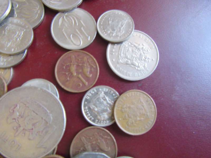 GOOD START FOR THE BEGINNER - 95 WORLF COINS - INCL. RSA COINS - AS PER SCAN - LOT 26