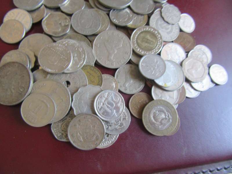 GOOD START FORTHEBEGINNER - 95 WORLD COINS INCL. RSA COINS -AS PER SCAN - LOT 27