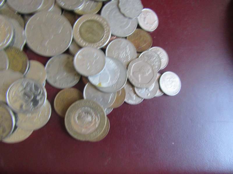 GOOD START FORTHEBEGINNER - 95 WORLD COINS INCL. RSA COINS -AS PER SCAN - LOT 27