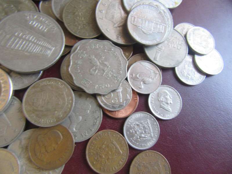 GOOD START FORTHEBEGINNER - 95 WORLD COINS INCL. RSA COINS -AS PER SCAN - LOT 27