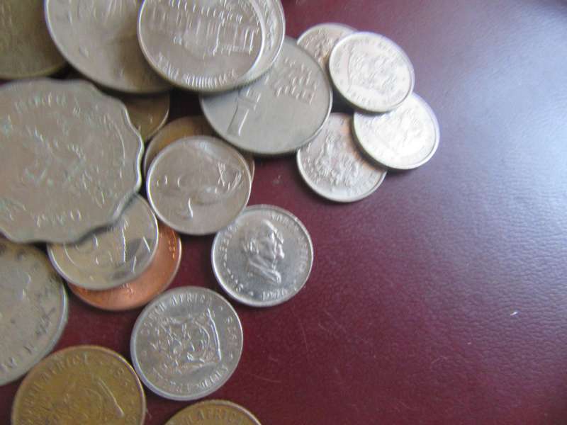 GOOD START FORTHEBEGINNER - 95 WORLD COINS INCL. RSA COINS -AS PER SCAN - LOT 27