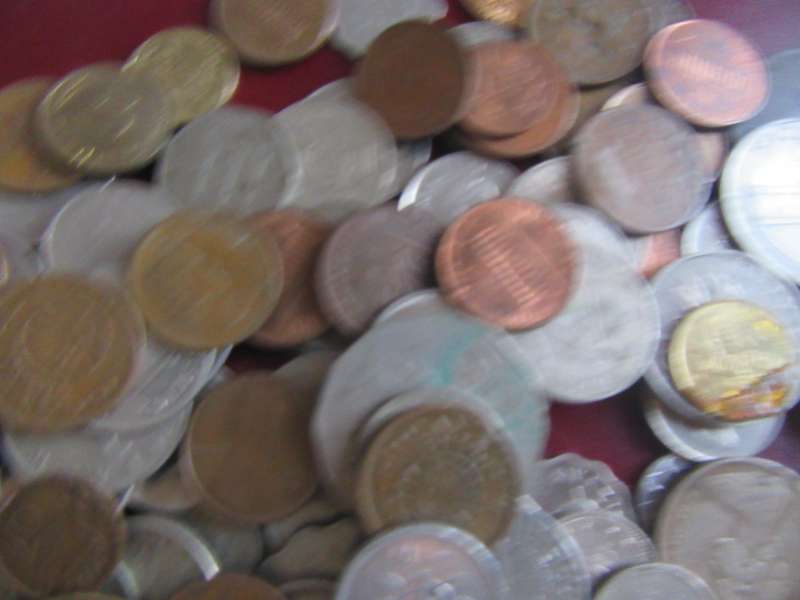 GOOD START FOR THE BEGINNER - 95 WORLD COINS - INCL. RSACOINS - AS PER SCAN - LT 28