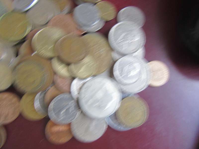 GOOD START FOR THE BEGINNER- 95 WORLD CONS INCL. RSA COINS - AS PER SCAN - LOT7