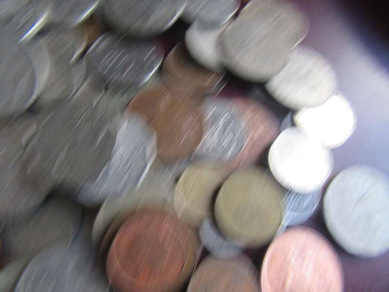 GOOD START FOR THE BEGINNER - 95 WORLD COINS INCL.RSA COINS - AS PER SCAN - LOT8
