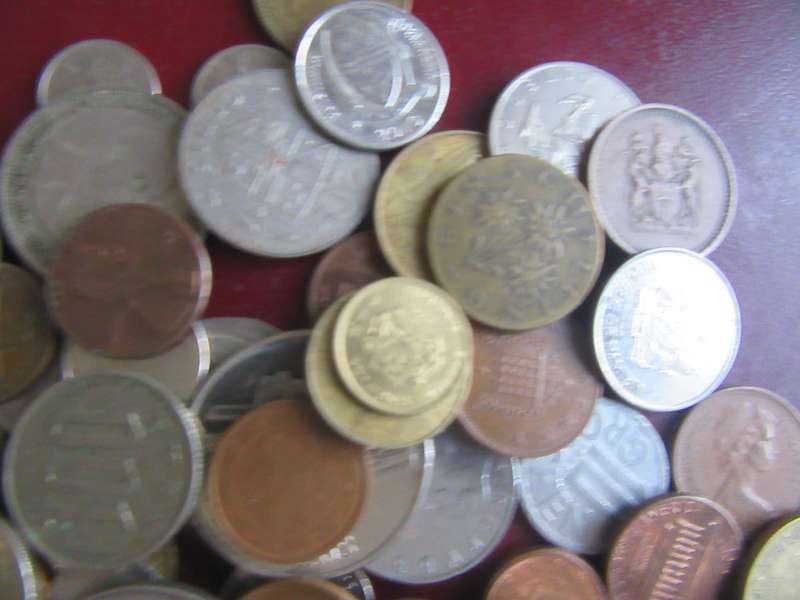 GOOD STARTFORTHE BEGINNER - 95 WORLD COINS INCL. RSA COINS - AS PER SCAN - LOT1