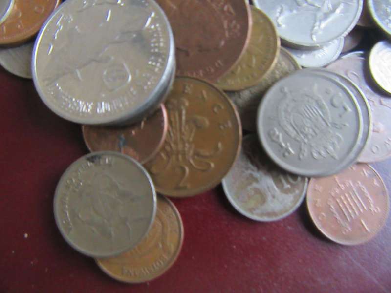 GOOD STARTFORTHE BEGINNER - 95 WORLD COINS INCL. RSA COINS - AS PER SCAN - LOT1