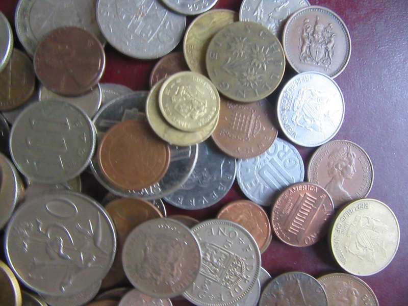 GOOD STARTFORTHE BEGINNER - 95 WORLD COINS INCL. RSA COINS - AS PER SCAN - LOT1