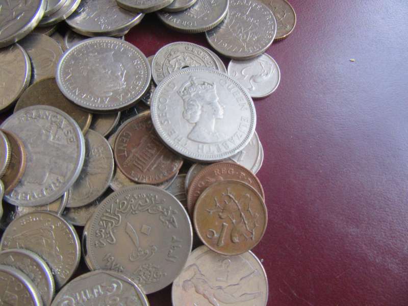 GOOD START FOR THE BEGINNER - 95 WORLD COINS INCL. RSA COINS - AS PER SCAN - LOT34