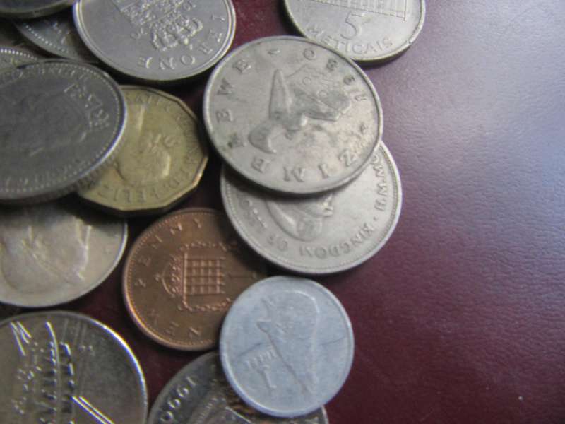 GOOD START FOR THE BEGINNER - 95 WORLD COINS, INCL. RSA COINS - AS PER SCAN - LOT 32