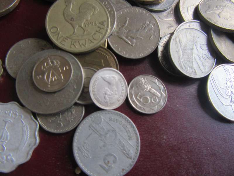GOOD START FOR THE BEGINNER - 95 WORLD COINS, INCL. RSA COINS - AS PER SCAN - LOT 32