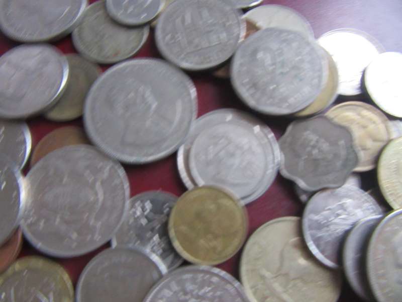 GOODSTART FOR THE BEGINNER - 95 WORLD COINS INCL. RSA COINS - AS PER SCAN - LOT35
