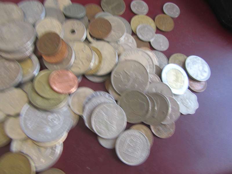 GOOD START FOR THE BEGINNER - 120 WORLD COINS INCL. RSA COINS - AS PER SCAN - BID PER COIN - LOT8