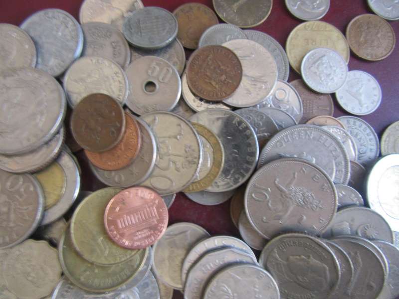 GOOD START FOR THE BEGINNER - 120 WORLD COINS INCL. RSA COINS - AS PER SCAN - BID PER COIN - LOT8