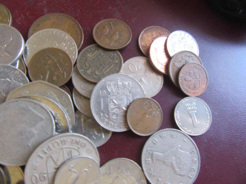 GOOD START FOR THE BEGINNER - 120 WORLD COINS INCL. RSACOINS - AS PER SCAN - BID PER COIN - LOT43