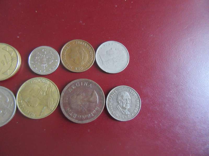 GOOD START FOR THE BEGINNER - 10 INTERNATIONAL COINS - ASPER SCAN - C01