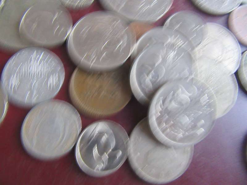 GOOD START FOR THE BEGINNER - 50 WORLD COINS INCL, RSA COINS - AS PER SCAN - LOT40