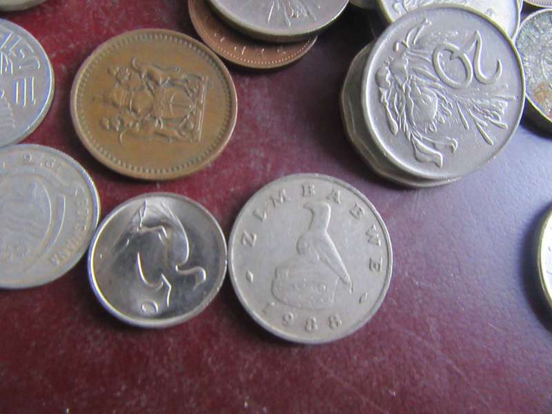 GOOD START FOR THE BEGINNER - 50 WORLD COINS INCL, RSA COINS - AS PER SCAN - LOT40