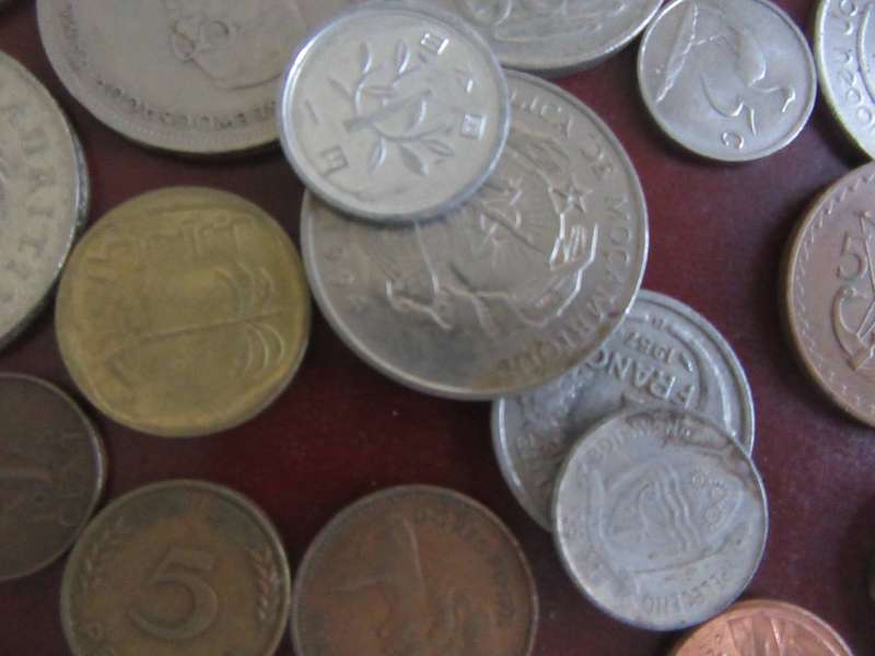 GOOD START FOR THEBEGINNER- 50 WORLD COINS INCL.RSA COINS - AS PER SCAN - LOT27A