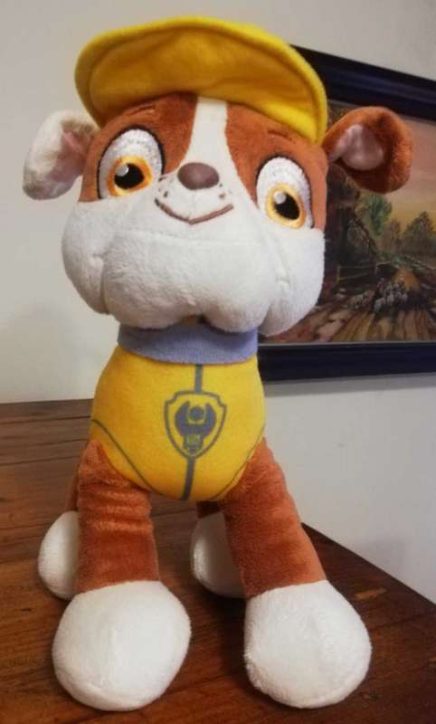Rubble from Paw Patrol. A plush Nickolodeon Play by Play soft toy. 28cm.
