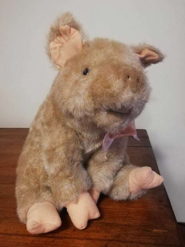 A beautiful, super plush Piggy named Puggels. 32cm.