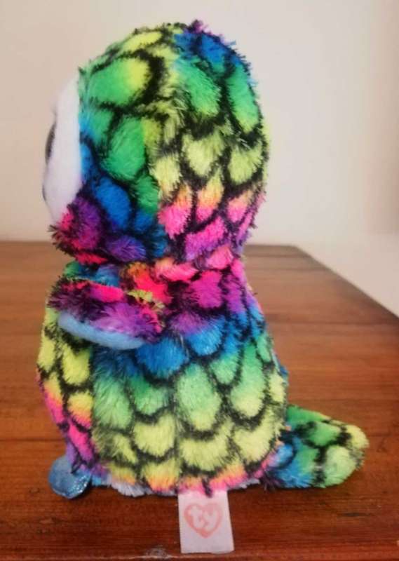 TY Beanie Boo. Aria the Rainbow Owl with Blue Glitter Eyes! 18cm.