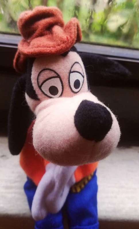 Goofy finger puppet - Disneyland Paris/McDonalds Happy Meal Character! 2000. 17cm.