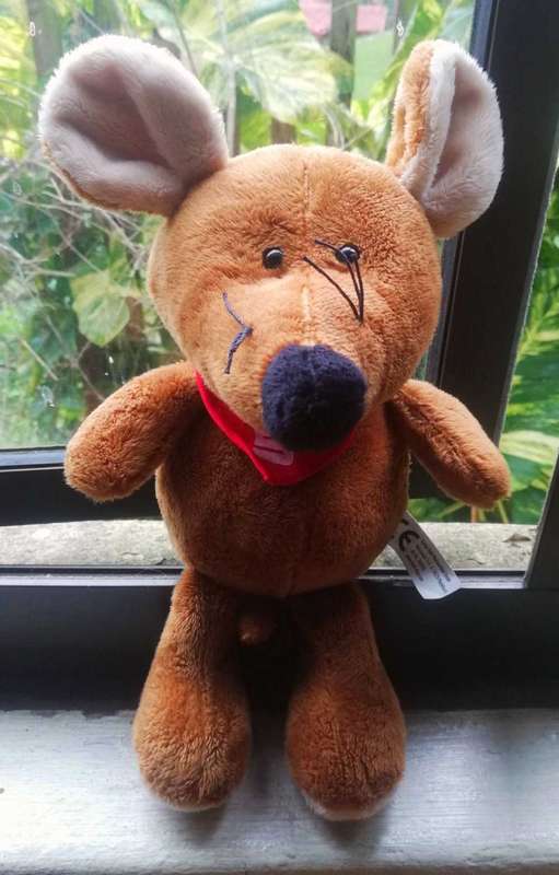 Super Mouse with a red bananna! 28cm.