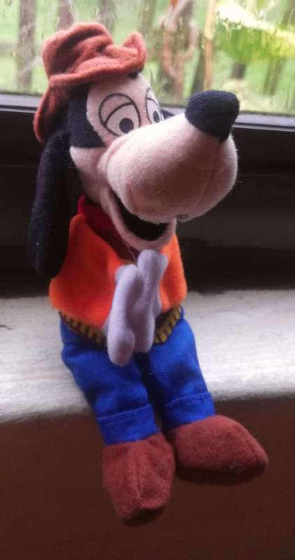 Goofy finger puppet - Disneyland Paris/McDonalds Happy Meal Character! 2000. 17cm.