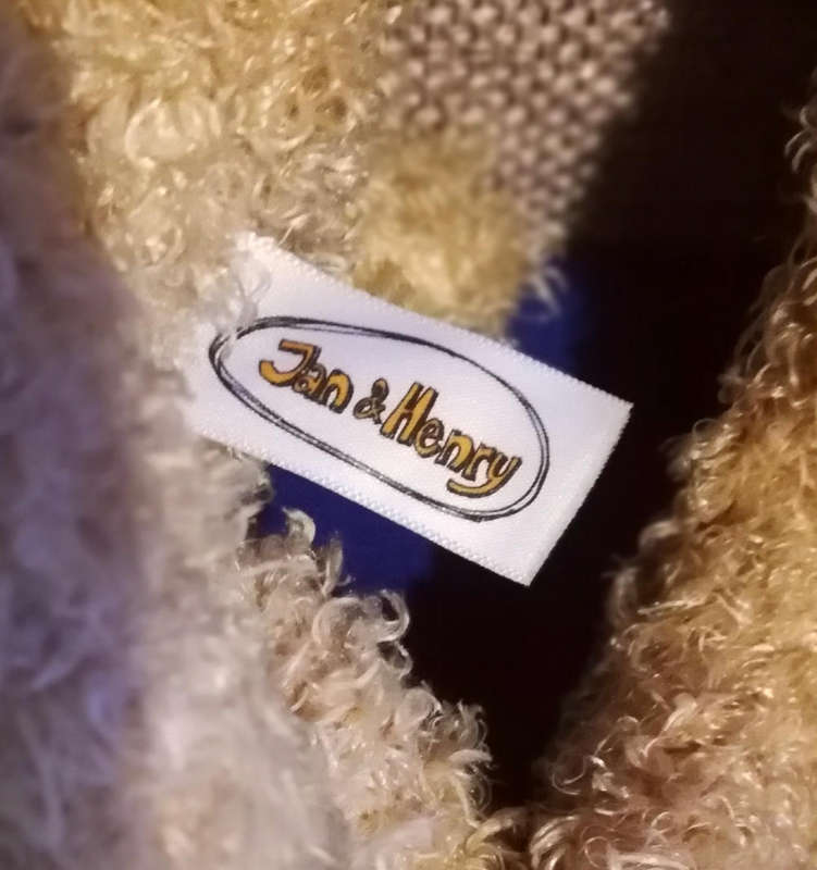 Jan & Henry. Meerkat Hand Puppets. Plush Heunec Soft Toys.
