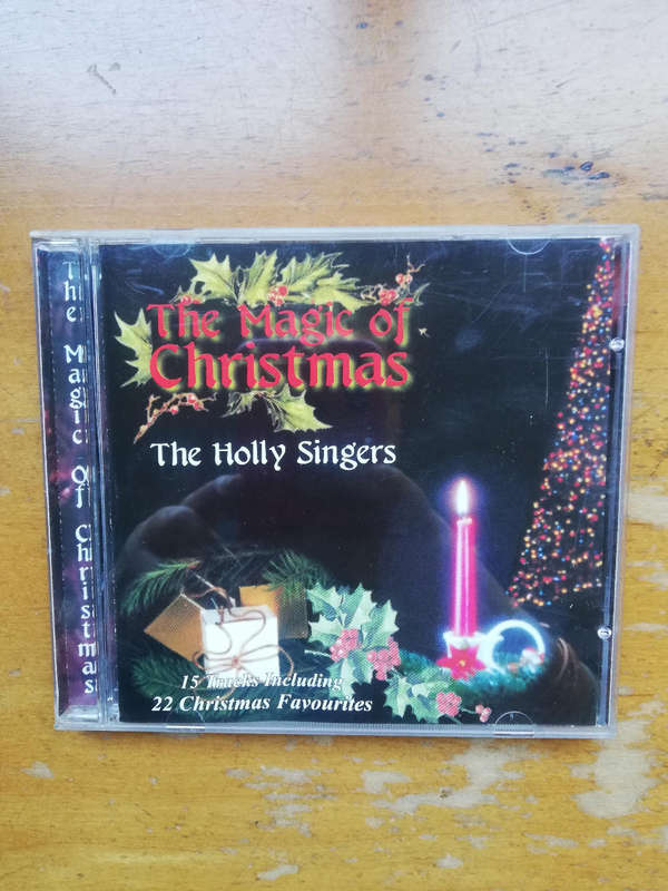 Holly Singers. The Magic Of Christmas. (CD) 15 Tracks including 22 Christmas Favourites!