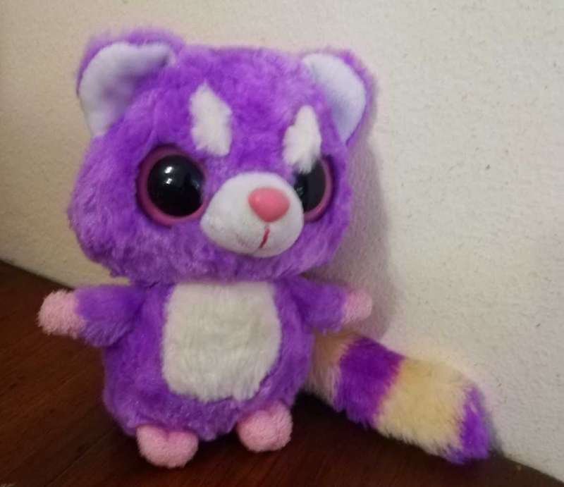 Authentic Rare YooHoo & Friends Purple Hapee Lesser Panda. Plush Soft Toy. 17 cm.