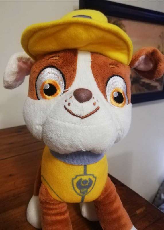Rubble from Paw Patrol. A plush Nickolodeon Play by Play soft toy. 28cm.