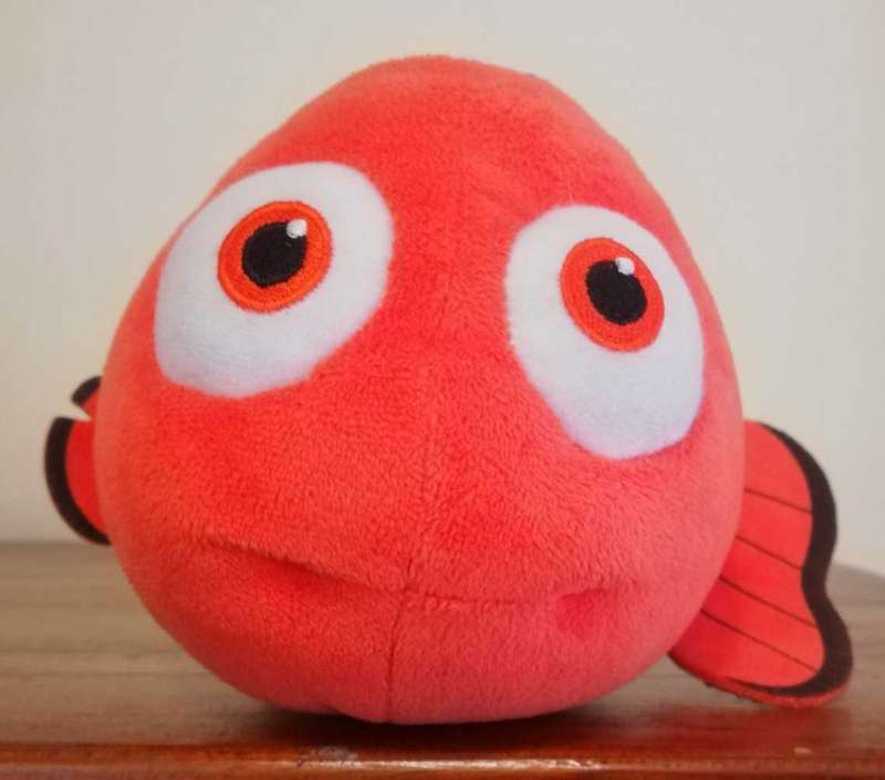 Disney's Pixar Finding Nemo Plush Soft & Cuddly Nemo. 28cm.